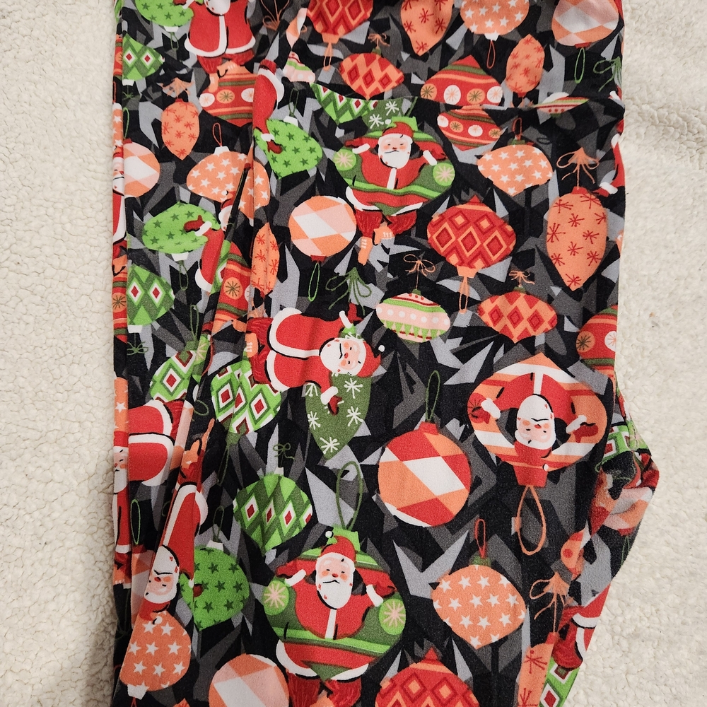 LuLaRoe Red and Black Santa Leggings